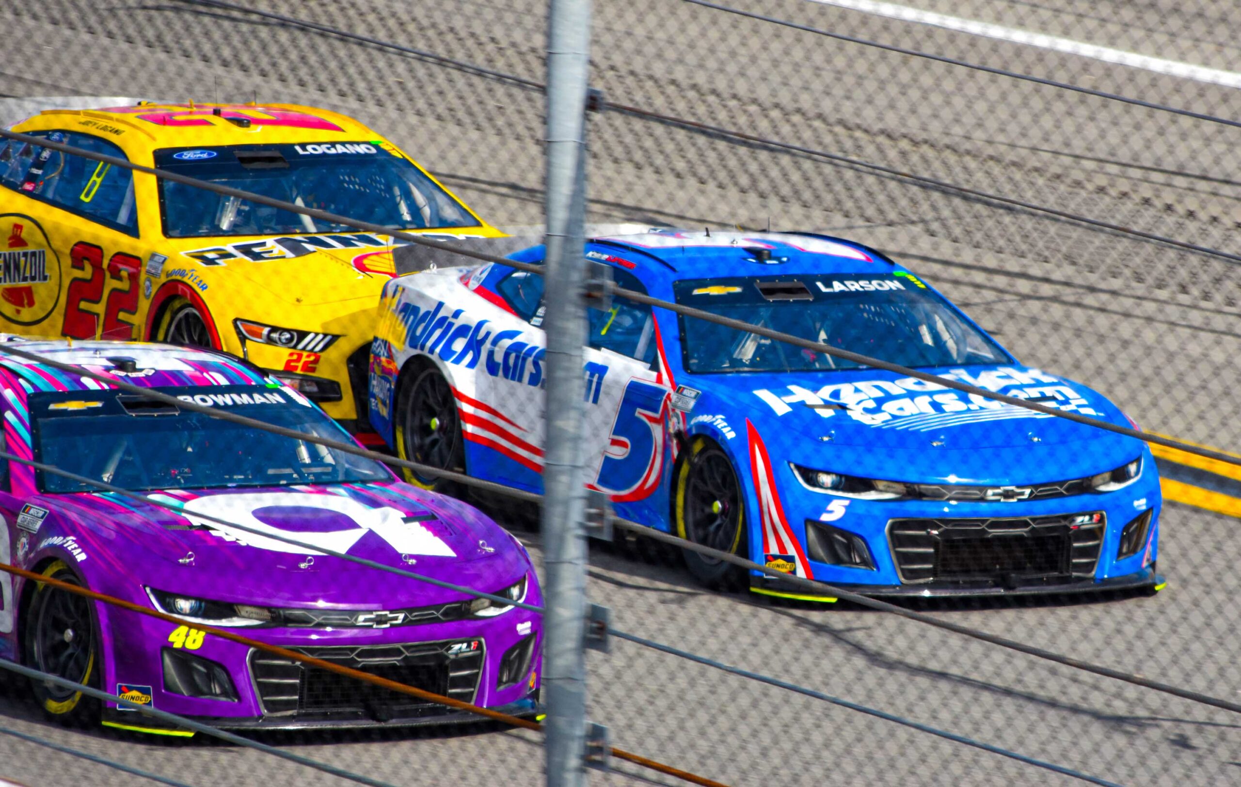 Cars at the Daytona 500